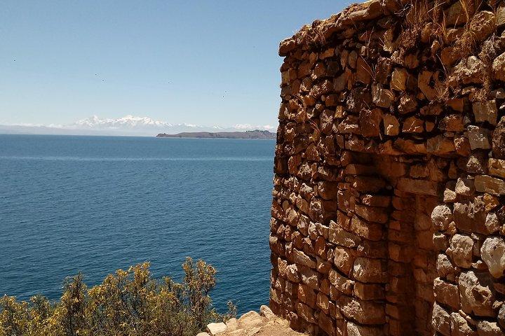 Puma Punku - Tiwanaku - Titikaka Lake ( The Alien Culture )