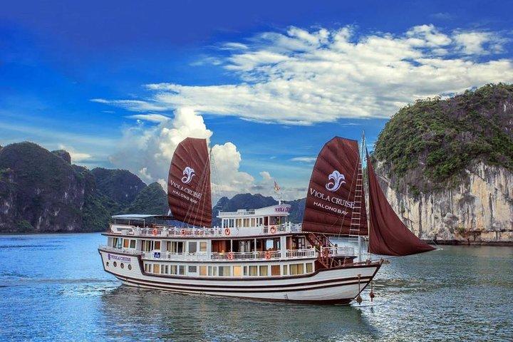 Halong Bay 2 Days 1 Night with 4 Star Cruise Luxury