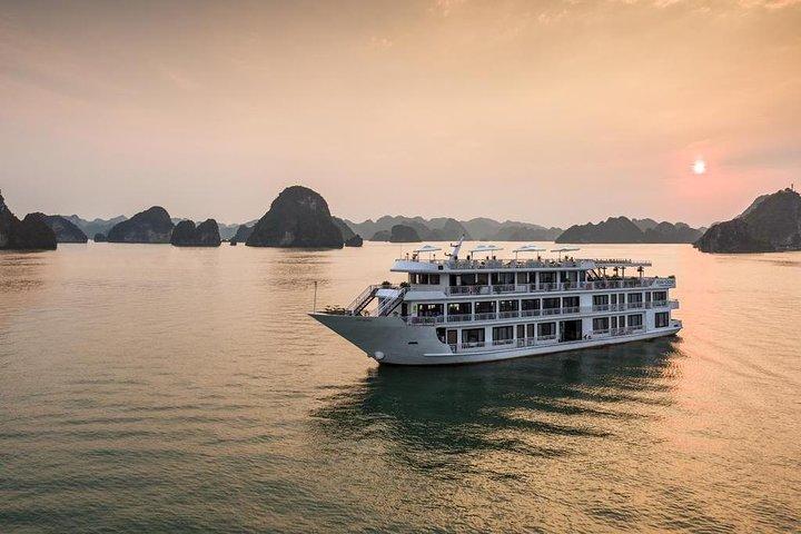 Halong Bay 2 Days 1 Night with 5 Star Cruise Luxury