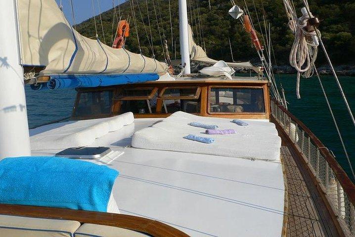Bodrum Private Gulet Tour with Lunch