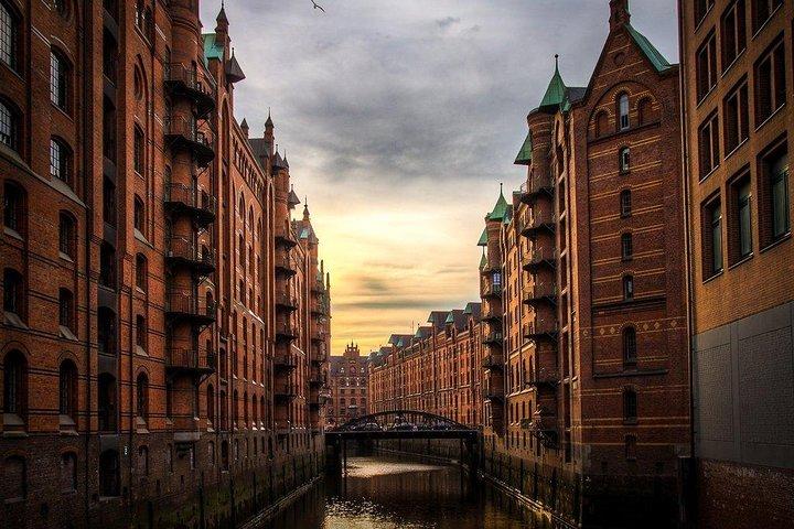 Discover Stunning Hamburg: Self-Guided Audio Tour