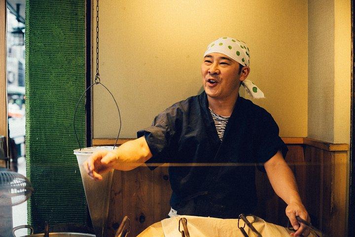 Kyoto Private Night Tour with a Local – Bars, Bites & Culture