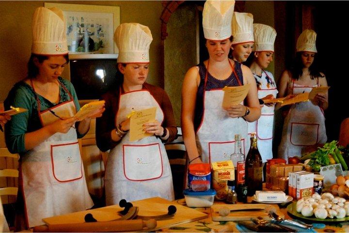 Tuscan Pasta Cooking at San Gimignano Winery–Learn, Cook & Taste