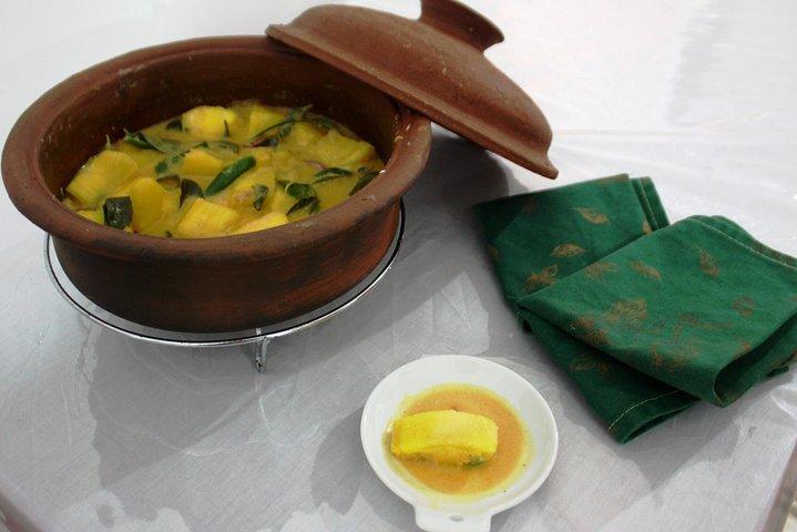 Private Traditional Sri Lankan Cooking Class in Kandy with Hotel Transfers