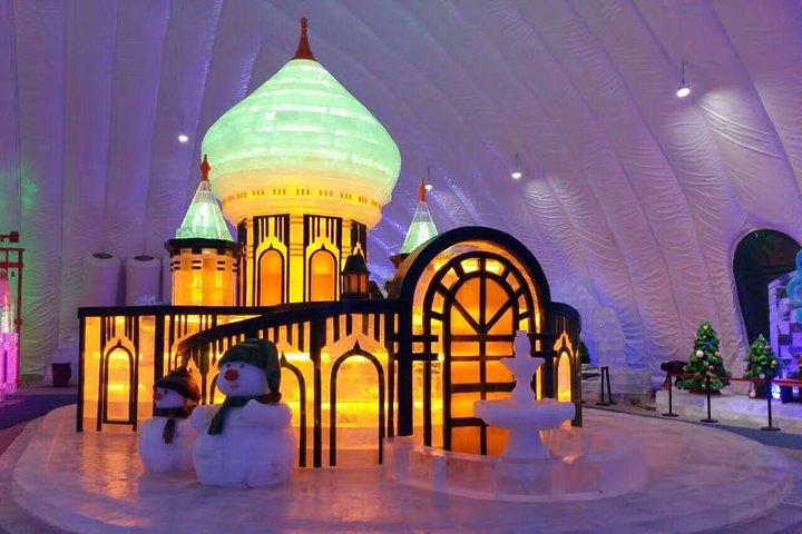 Small-Group Tour in Summer: Harbin Sun Island, Indoor Ice and Snow World