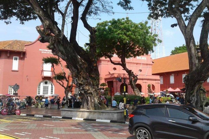 Malacca Day Tour (Price based per car)