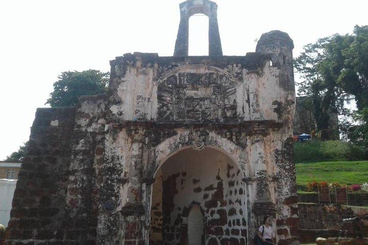 Malacca Day Tour (Price based per car)