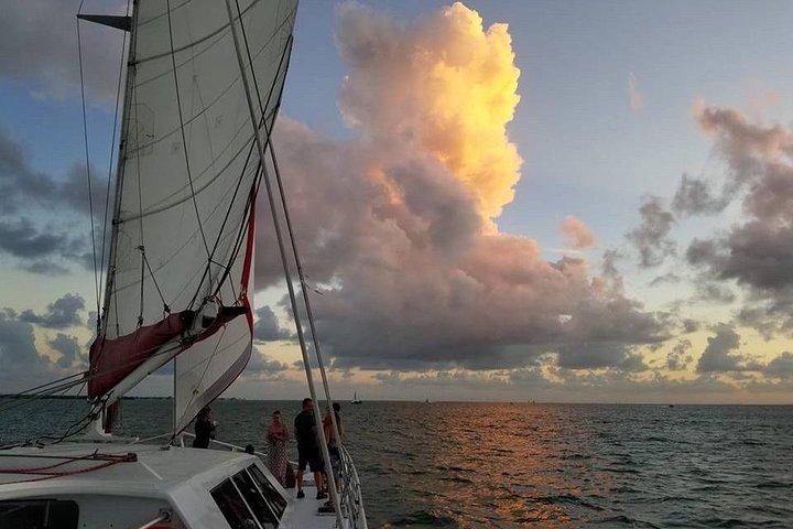 Sunset Sail in Miami: Complimentary Champagne Toast