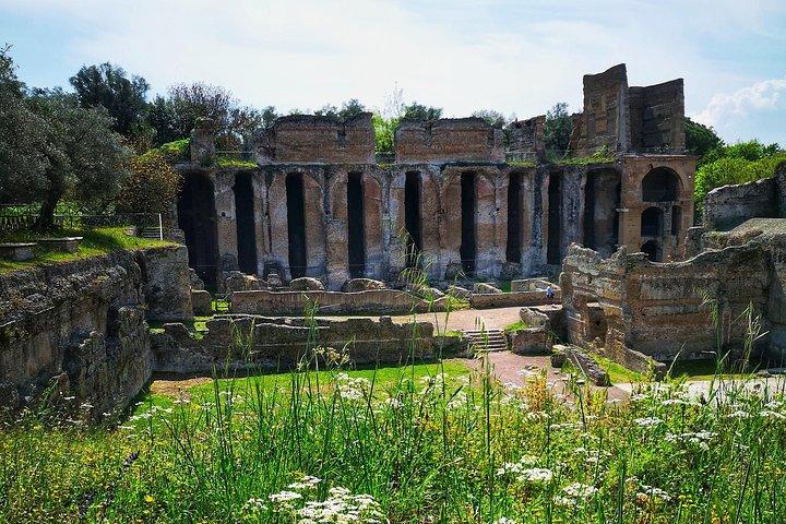 Private Tivoli Day Trip from Rome: Outstanding Villas