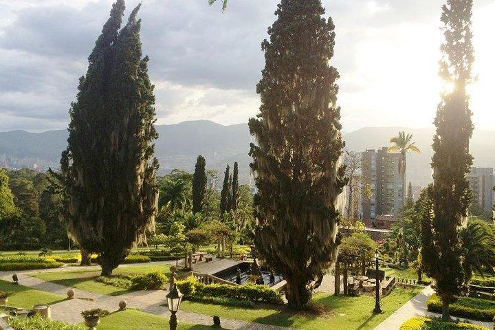 Medellín Museums Tour with transport: Botero´s Antioquia museum