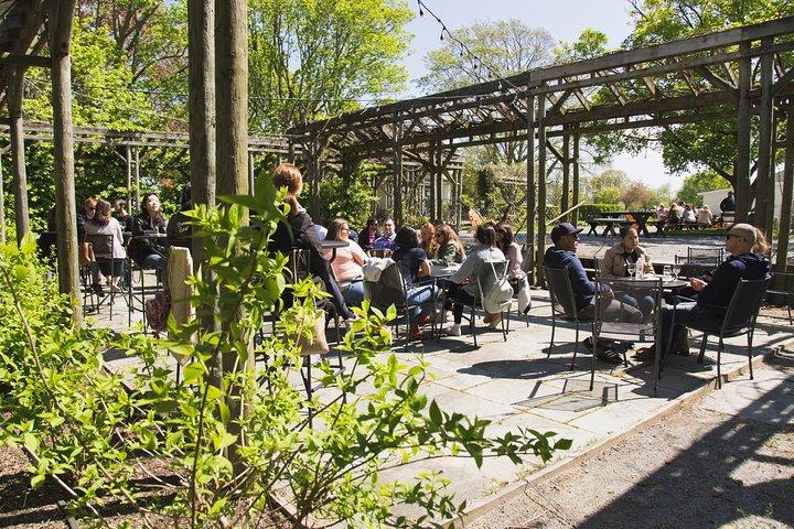 Long Island Winery Tour with Lunch from Manhattan (#1 Rated!)