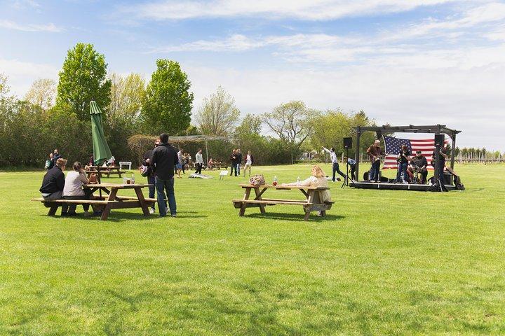 Long Island Winery Tour with Lunch from Manhattan (#1 Rated!)