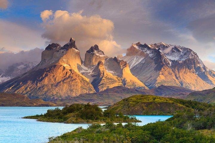 4-Day Tour to Puerto Natales and Torres del Paine National Park
