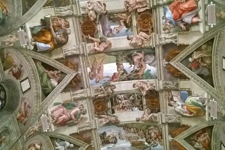 Enjoy Vatican Museums , Sistine Chapel : guided tour
