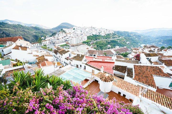 Nerja & Frigiliana Day Trip w/ Skip-Line from Granada (Max. 8)