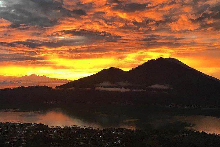 Mount Batur Sunrise Trekking - Guided Hike with Breakfast on Top