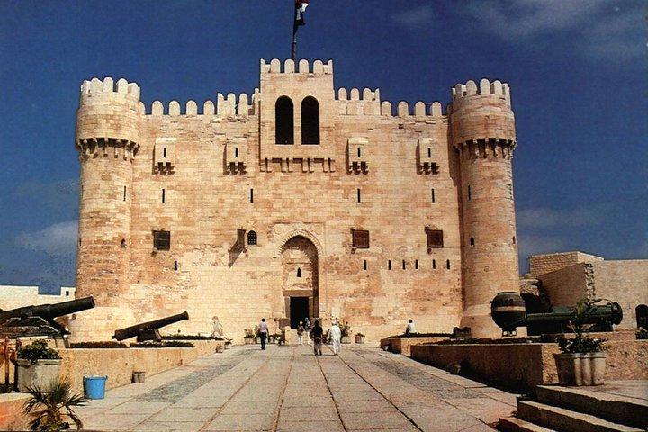 2 Day Private Tour Giza Pyramids/Egyptian Museum/Old Cairo & Alexandria