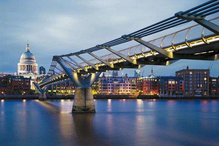 Harry Potter Filming Locations: Private Black Cab Tour in London