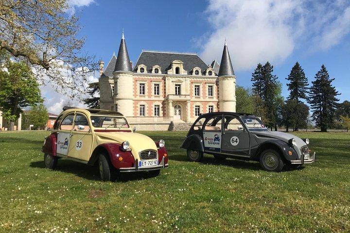 Private Médoc 4.5 hours Wine Tour in a Citroën 2CV from Bordeaux