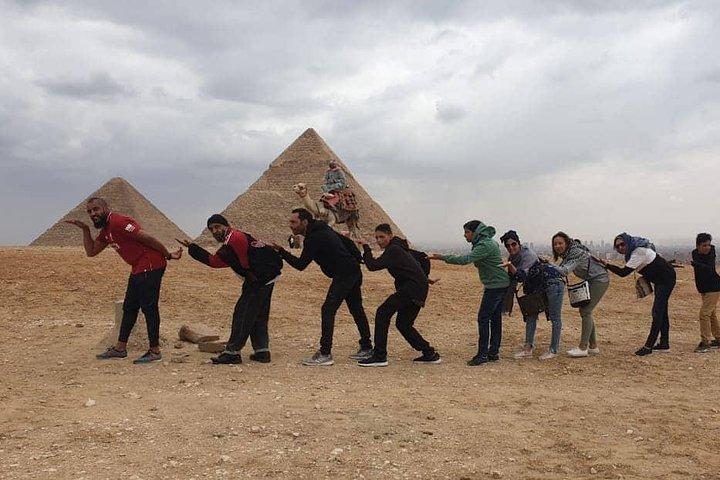 Tour to Pyramids, Sphinx, Saqqara, and Memphis