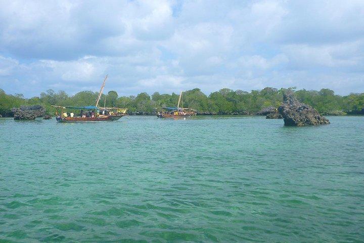 Kwale Island Dhow Sailing Tour from Zanzibar with Seafood Lunch