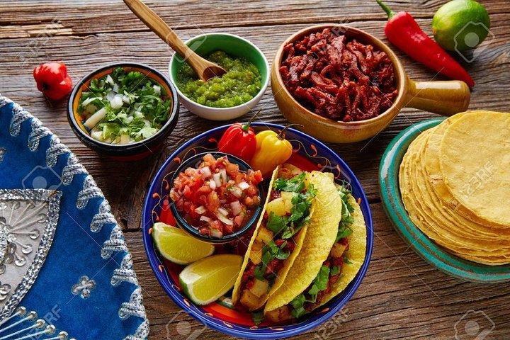 Lucha Libre-Wrestling FiestaExper Taco Dinner Beer ONLY SUNDAYS