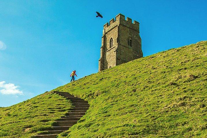 Small-Group Day Trip to Stonehenge, Glastonbury, and Avebury from London