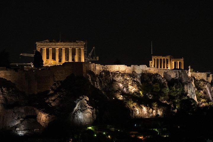 Athens Night Sightseeing Tour with Greek Dinner Show
