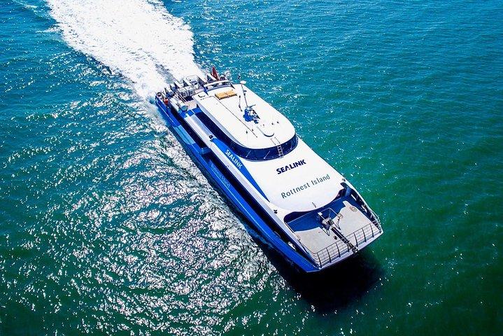 Fremantle to Rottnest Island Roundtrip Ferry Ticket