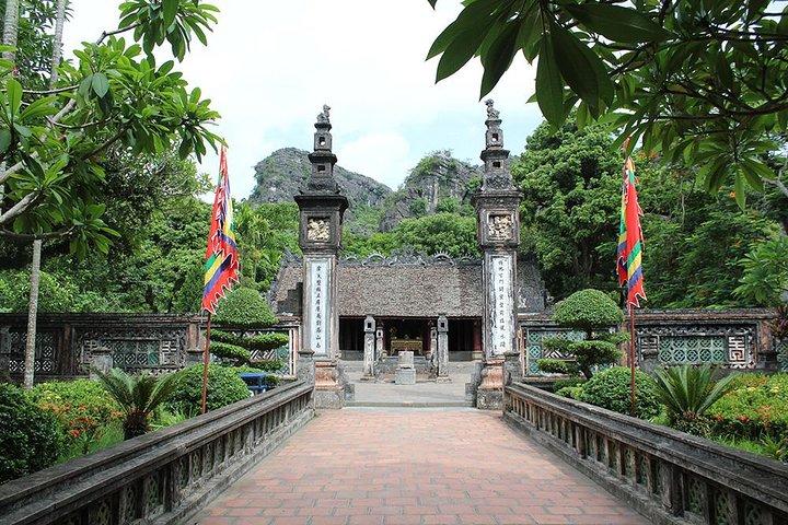 Best Service - Hoa Lu -Trang An - Mua Cave Limousine - All Inclusive