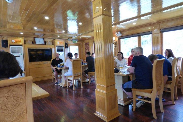 5 Days 4 Nights Hanoi - Halong Bay - Peaceful Halong Bay Cruise, one of 7 world Wonders