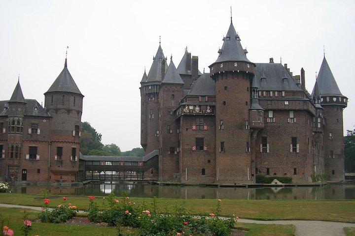 Private day trip to the Dutch castles from Amsterdam