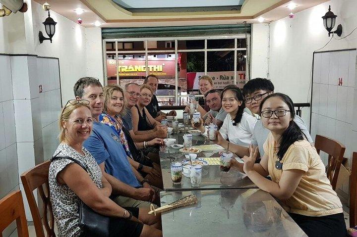 Ho Chi Minh City Street Food tour at night