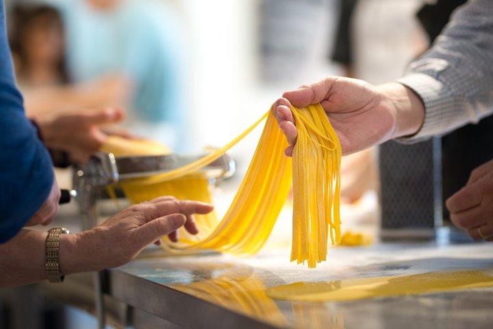 Market & Cooking Experience in Florence