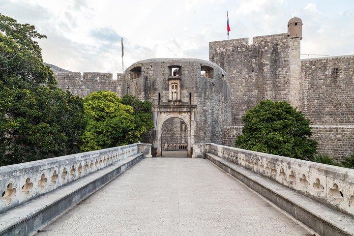 Private Tour: Panoramic Dubrovnik Tour Including Old Town Walking Tour