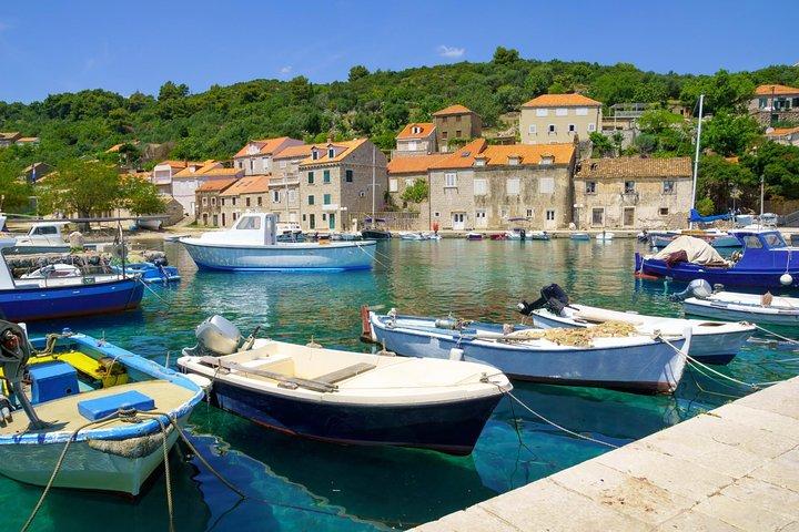 Dubrovnik Island-Hopping Cruise in the Elaphites with Lunch