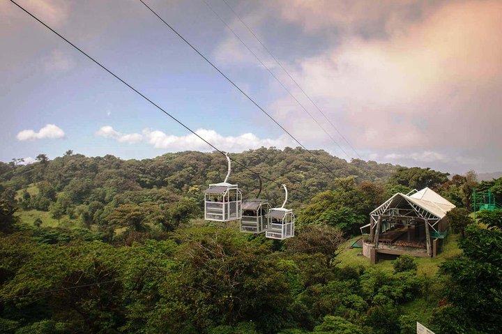Monteverde Sky Tram & Hanging Bridges Cloud Forest Tour from San Jose