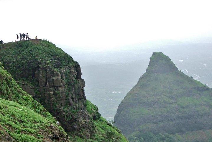 Day Trip Experience to Lonavala hill Station with caves and Forts from Mumbai