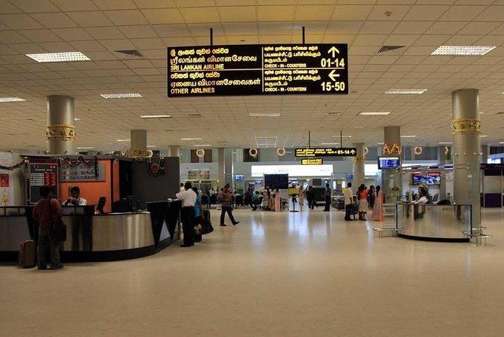 Private Transfer : Galle to Bandaranayake International Airport (CMB)