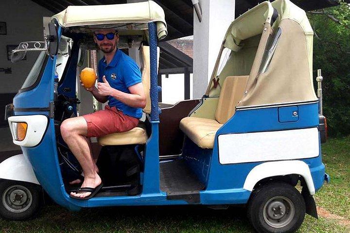 Colombo City Tour By Tuk Tuk