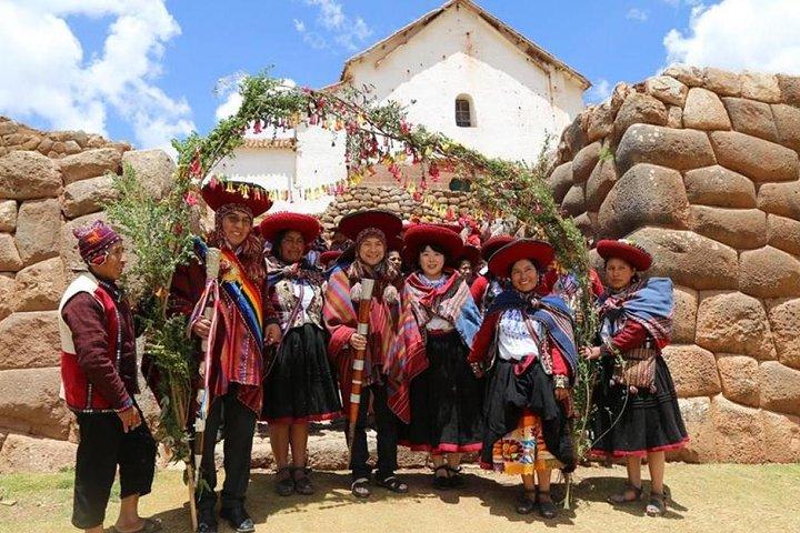 Full-Day Excursion to Sacred Valley, Pisac and Ollantaytambo from Cusco