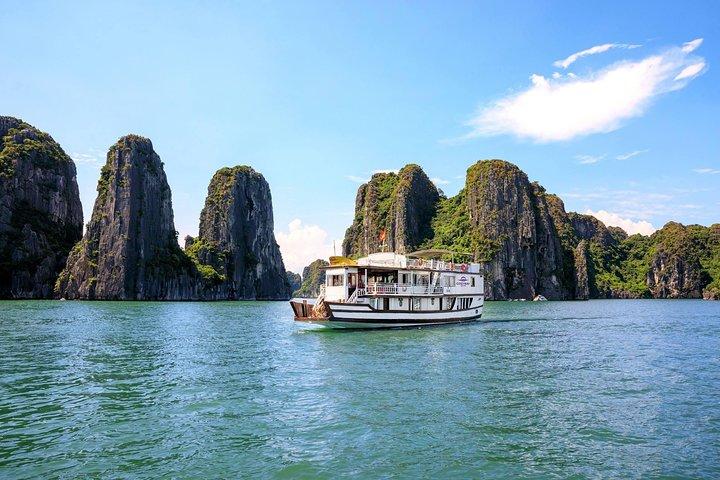 2 days cruising in Halong bay