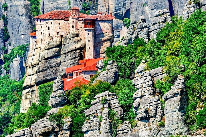 2-days rail trip from Athens to Meteora