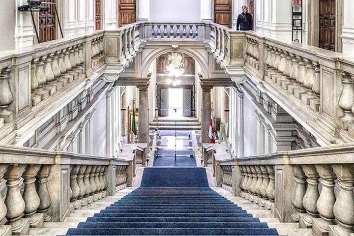 Genoa Walking Tour: Discover Hidden Treasures and Street Food