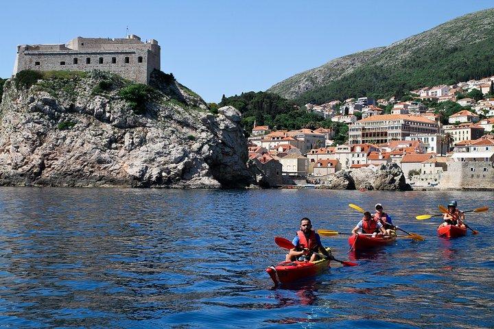 Dubrovnik: Sunset Kayaking & Snorkeling with water &wine