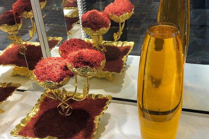 Dubai Spice, Gold, and Textile Souks Tour.