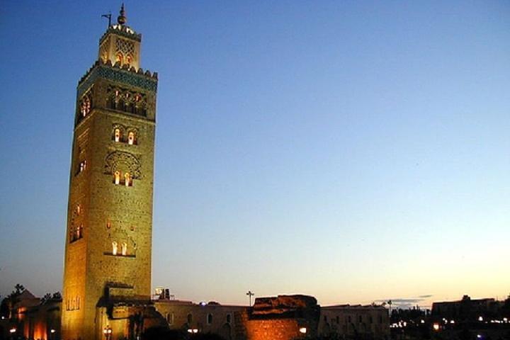 Monuments,Gardens and Special Shopping