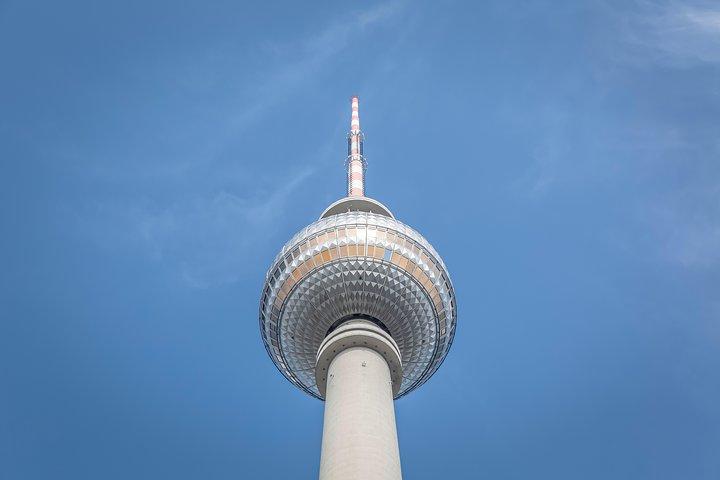 Individual city tour Berlin for max. 8 persons