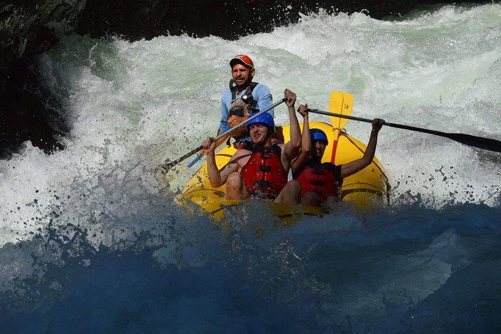 White Water Rafting Upper Naranjo River (Chorro section, Dec. 15th - May 15th)