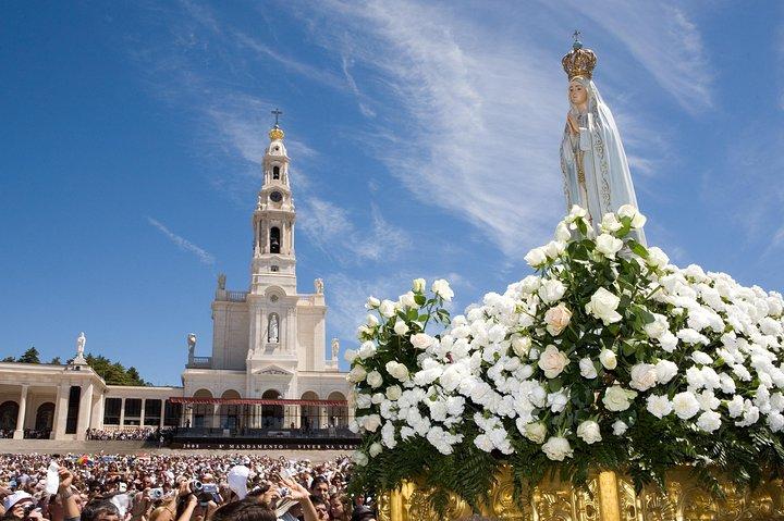 Private Tour of Fatima, Battle, Nazareth and Obidos